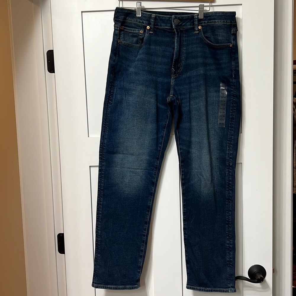 NWT American Eagle Airflex Athletic Straight size 33/32